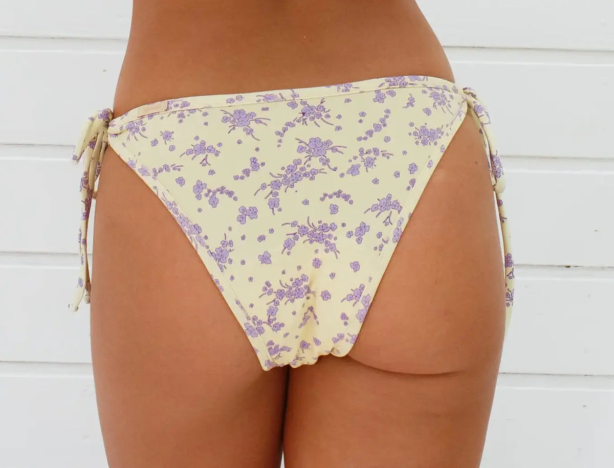 Conjunto Calcinha Absorvente e Biquíni Menstrual - Fluxo Moderado - Lili