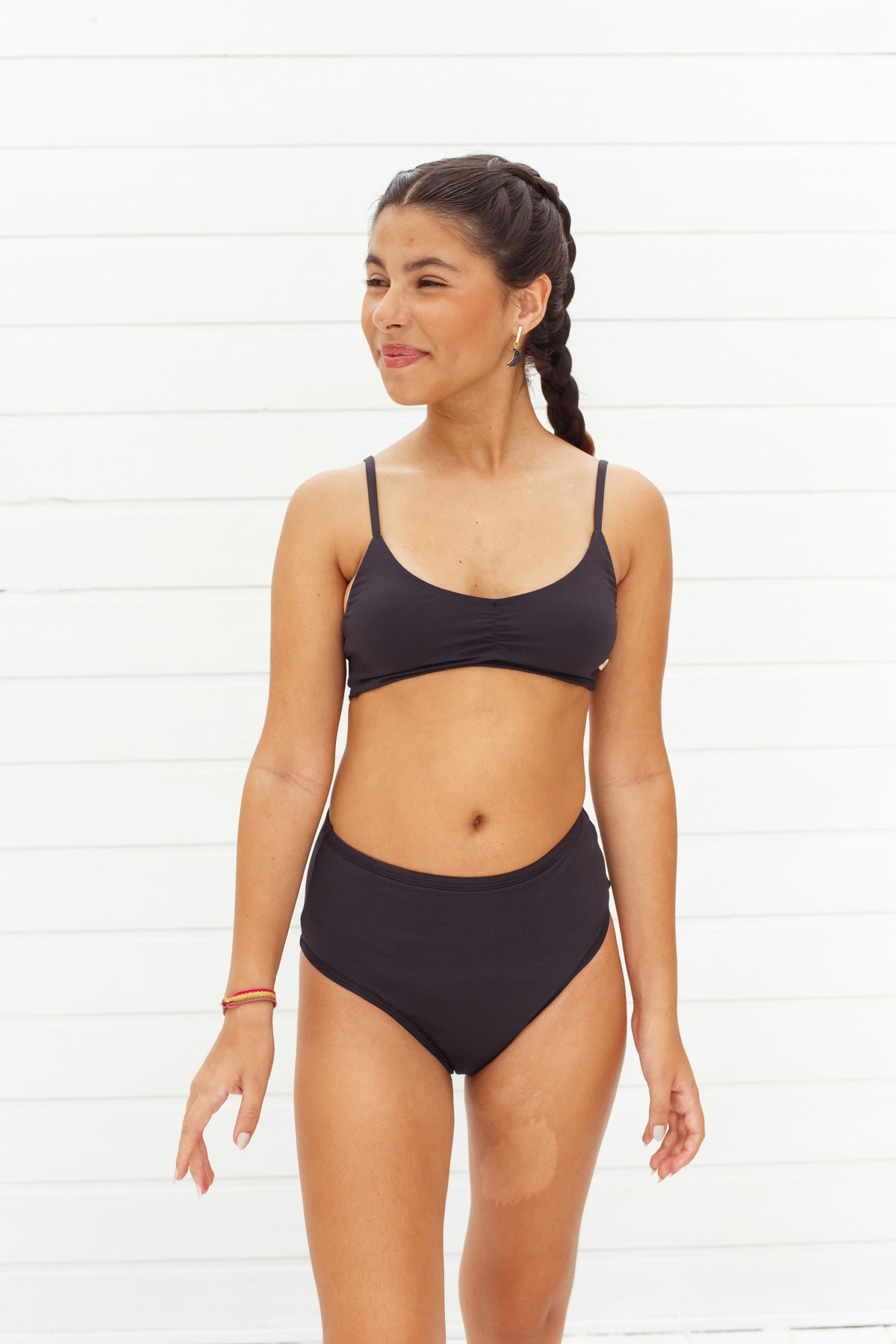 Conjunto Calcinha Absorvente e Biquíni Menstrual - Primeiros Ciclos - Hot Pant Fluxo Intenso + Bolsinha de Gel - Preto