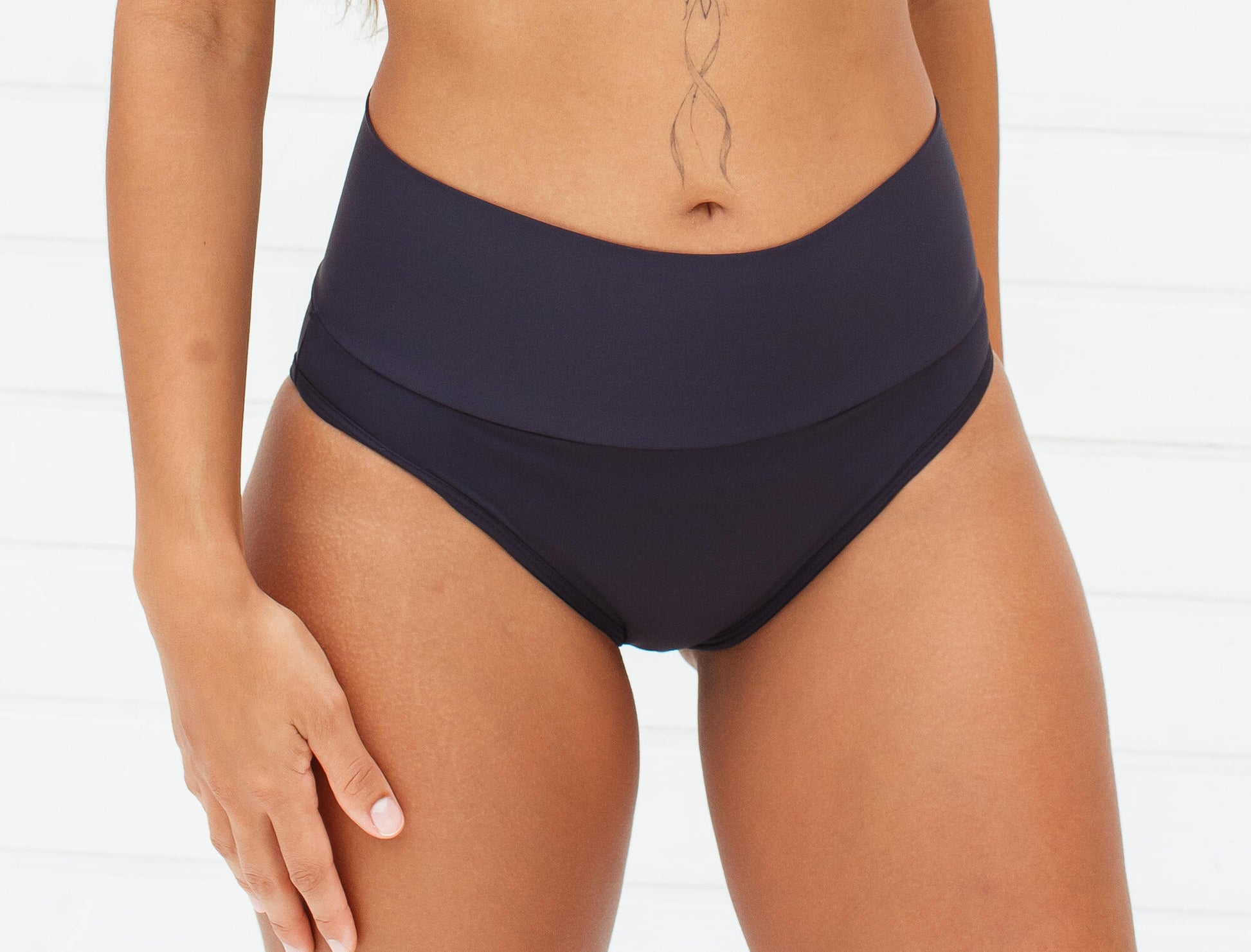 Conjunto Calcinha Absorvente e Biquíni Menstrual - Hot Pant Fluxo Super Intenso - Preto