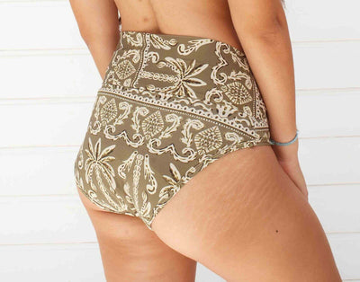 Amapola - Primeiros Ciclos - Calcinha Absorvente e Biquíni Menstrual - Fluxo Super Intenso - Verbena