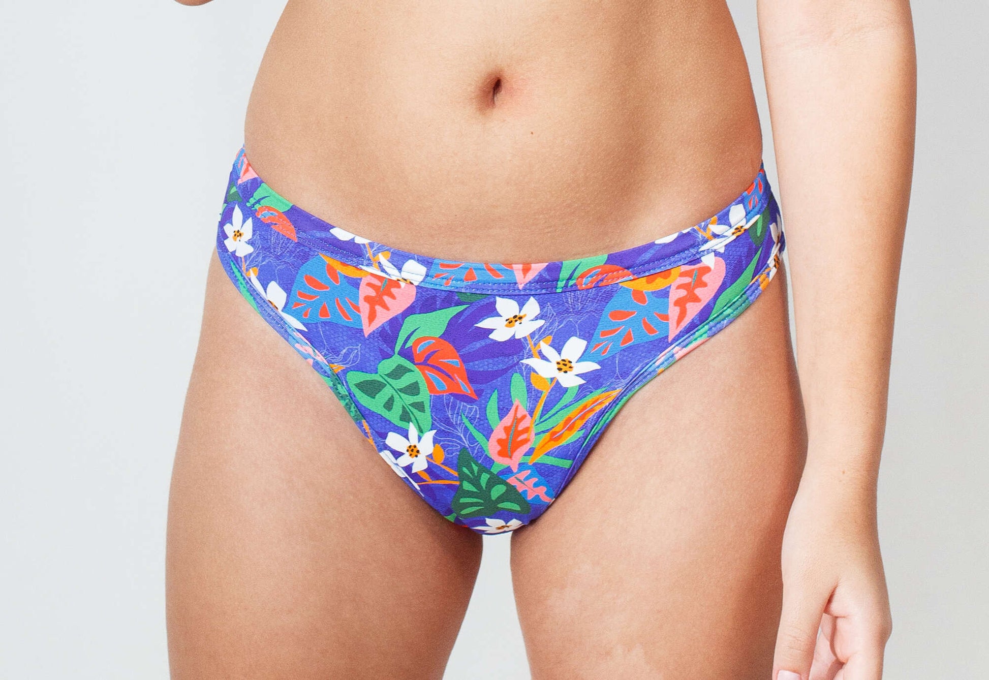 Conjunto Calcinha Absorvente e Biquíni Menstrual - Primeiros Ciclos - Fluxo Intenso - Bali