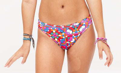 Annya - Primeiros Ciclos - Calcinha Absorvente e Biquíni Menstrual - Fluxo Intenso - Aquarela