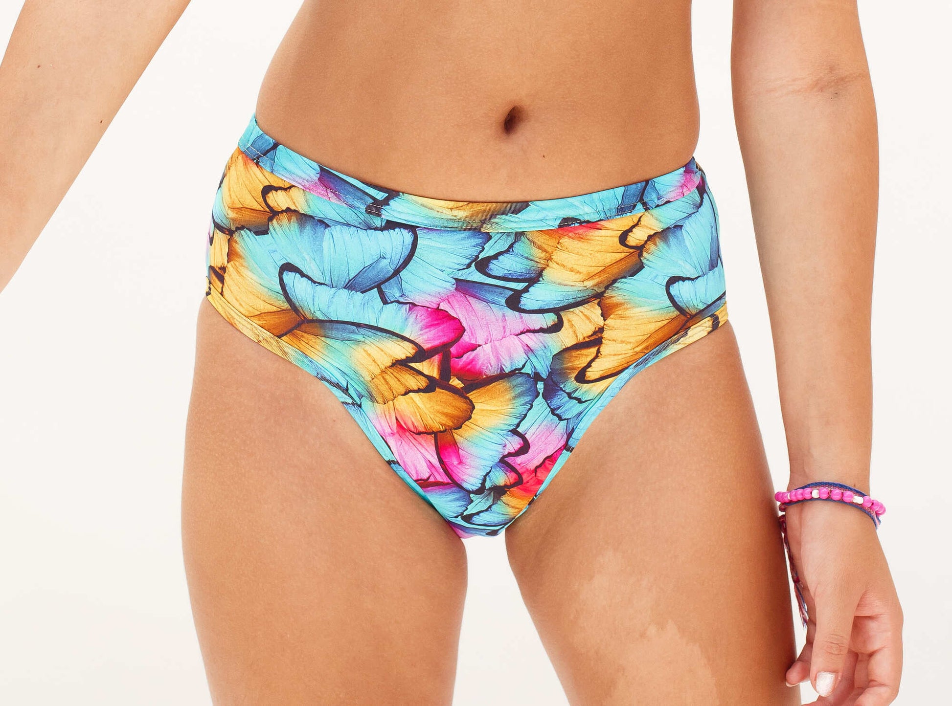 Artemísia - Primeiros Ciclos - Calcinha Absorvente e Biquíni Menstrual - Fluxo Super Intenso - Butterfly