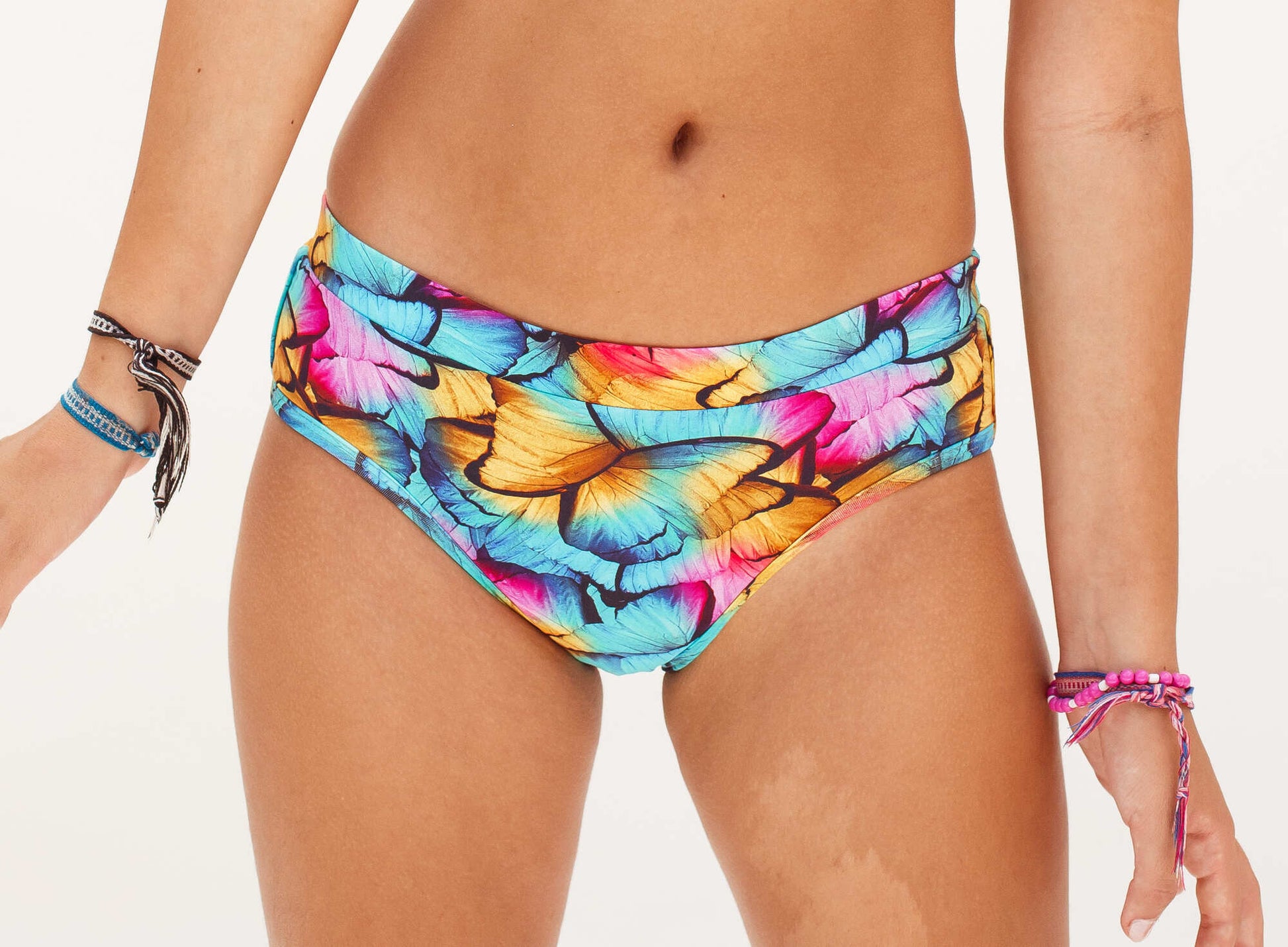 Nina - Primeiros Ciclos - Calcinha Absorvente e Biquíni Menstrual - Fluxo Intenso - Butterfly