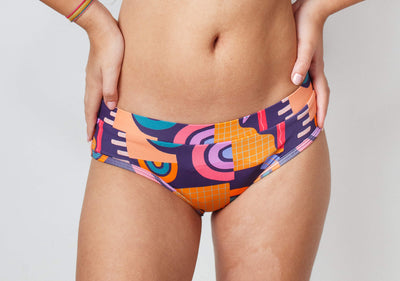 Nina - Primeiros Ciclos - Calcinha Absorvente e Biquíni Menstrual - Fluxo Intenso - Colors