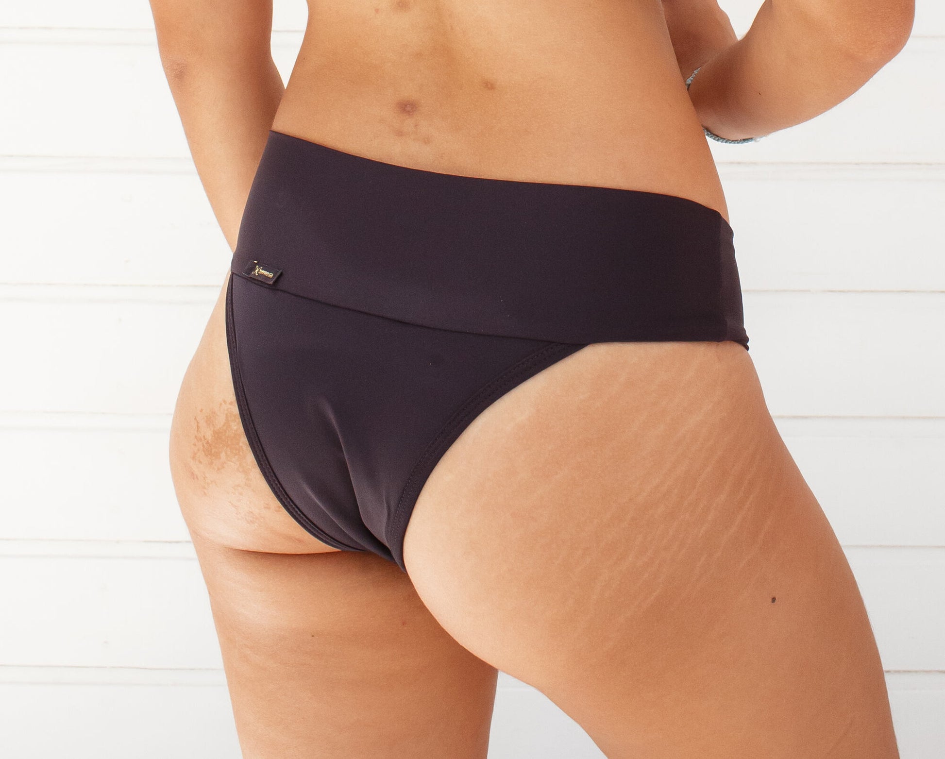 Safira - Primeiros Ciclos - Calcinha Absorvente e Biquíni Menstrual - Fluxo Intenso - Preto